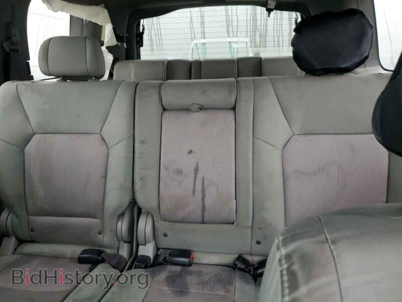 2011 Honda PILOT (VIN 5FNYF3H48BB003128) — фото 10 из 13