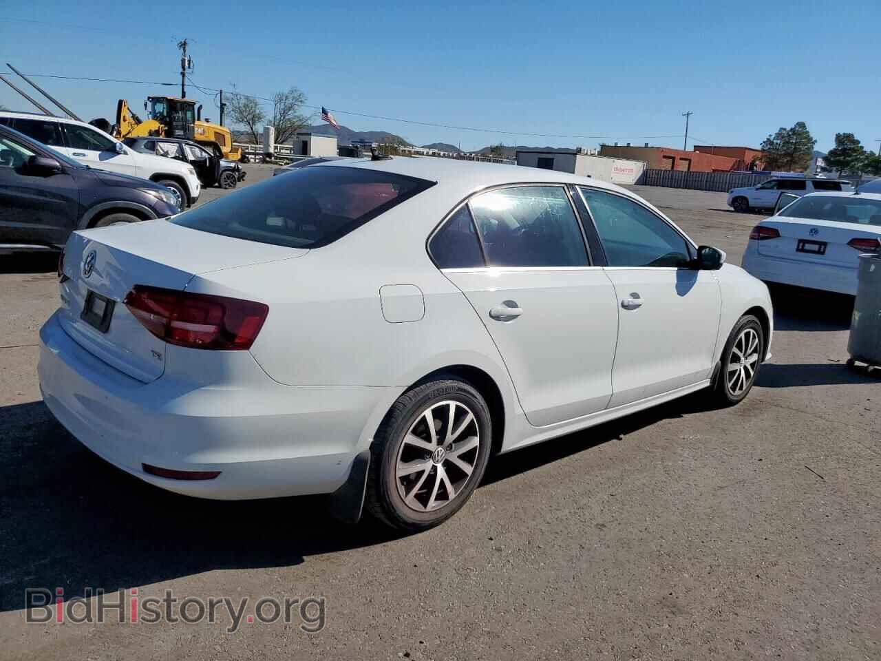 2017 VOLKSWAGEN JETTA - VIN: 3VWDB7AJ7HM332003 - Фото 3