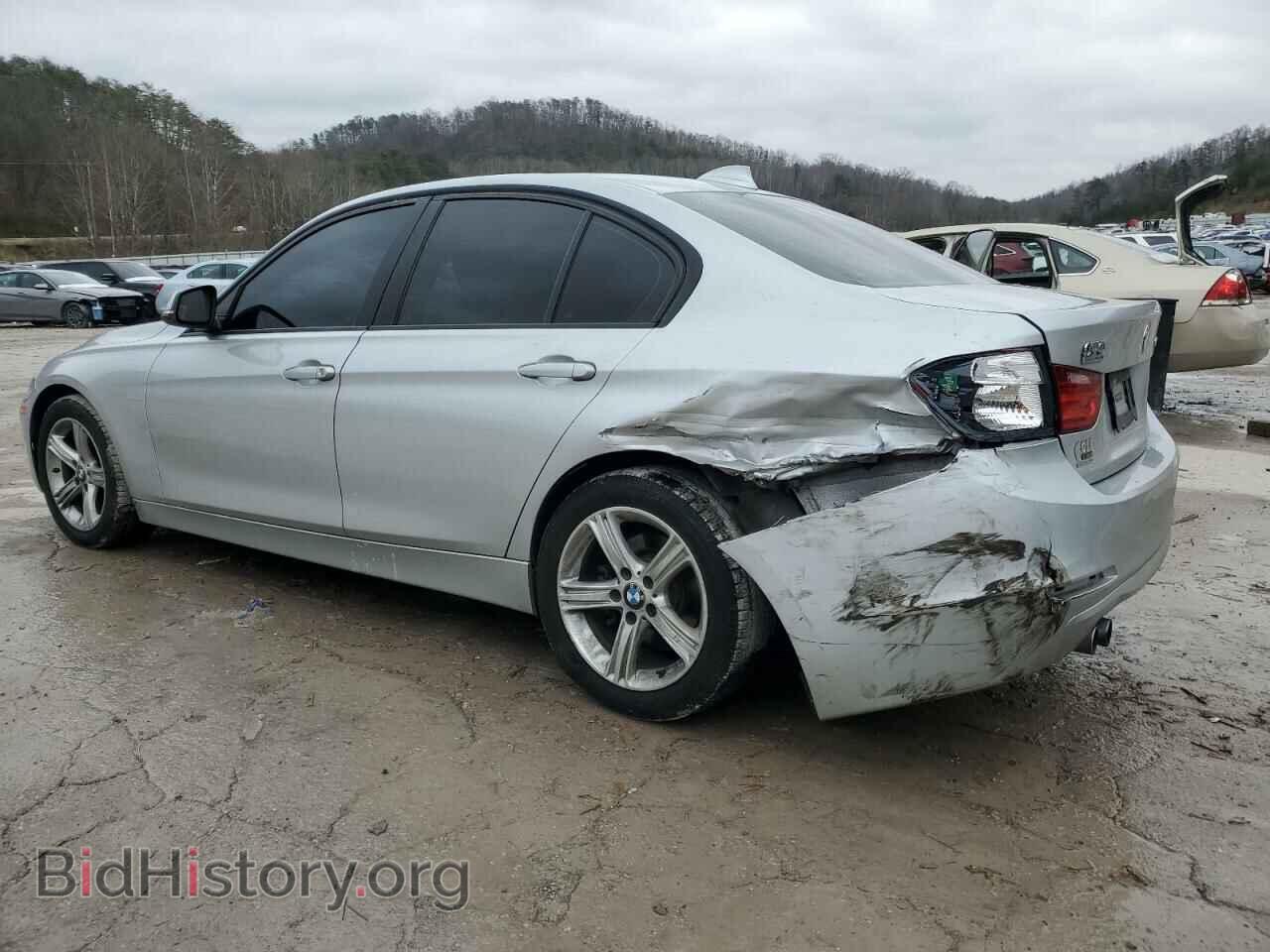2013 BMW 3 SERIES - VIN: WBA3A5C54DF356207 - Фото 2