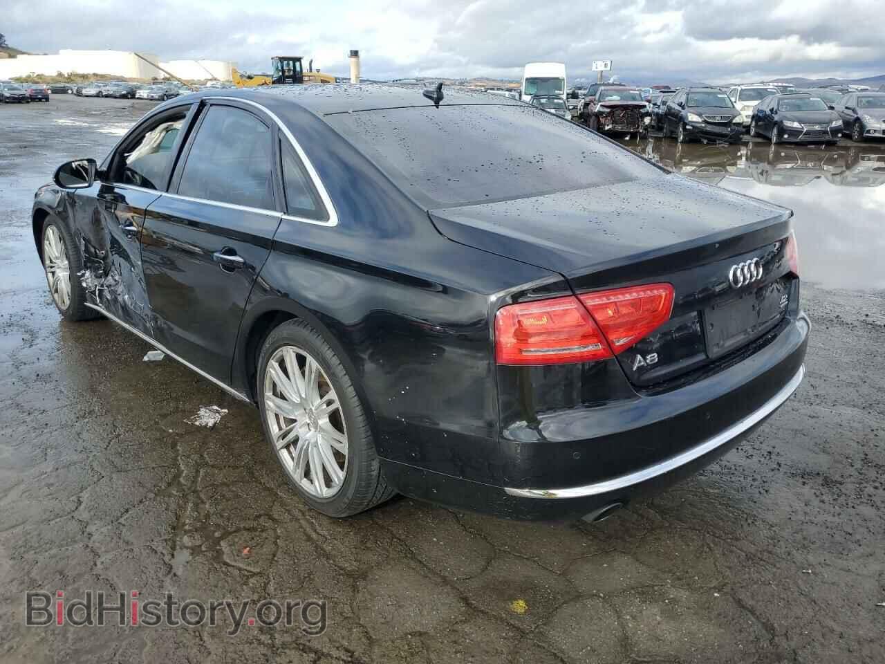 2011 AUDI A8 - VIN: WAUAVAFD1BN000856 - Фото 2