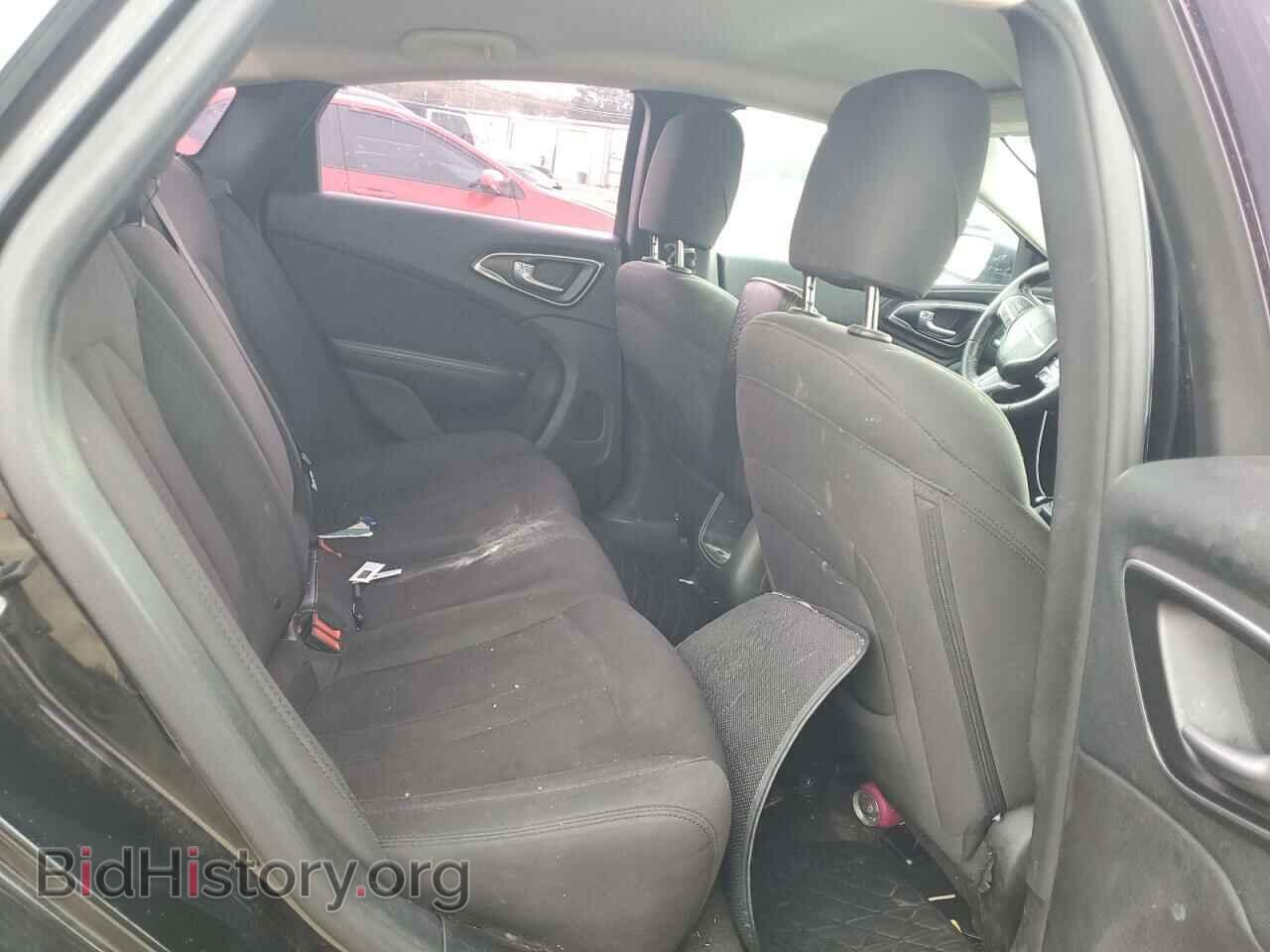 2016 CHRYSLER 200 - VIN: 1C3CCCAB5GN110677 - Фото 10