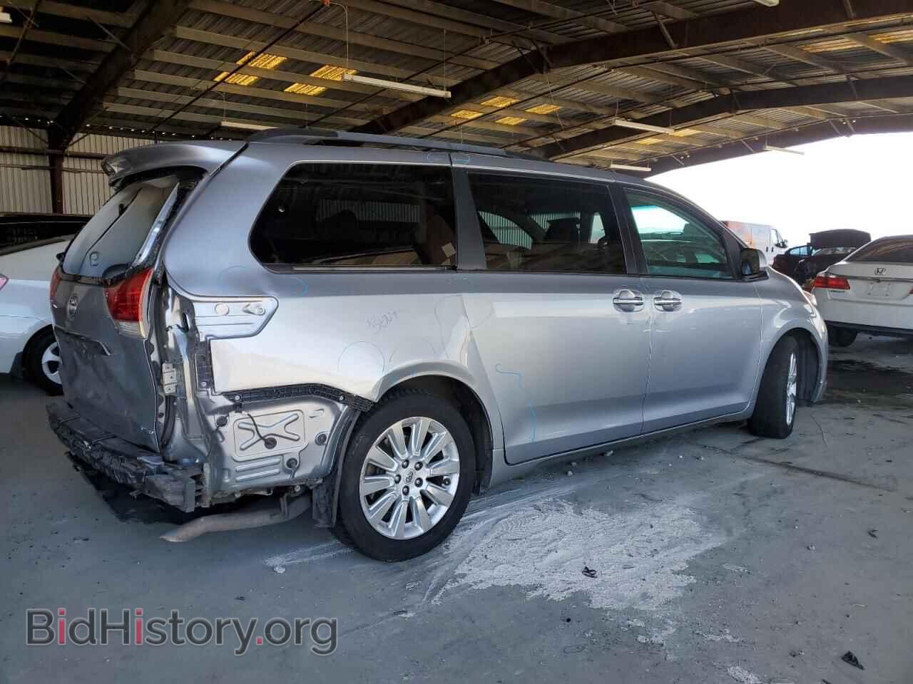 2011 TOYOTA All Models - VIN: 5TDYK3DC7BS044242 - Photo 3