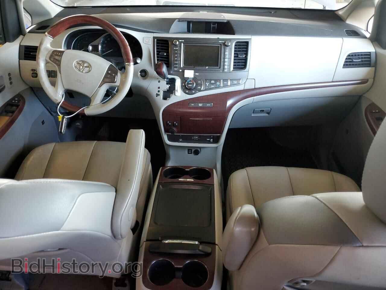2011 TOYOTA All Models - VIN: 5TDYK3DC7BS044242 - Photo 8