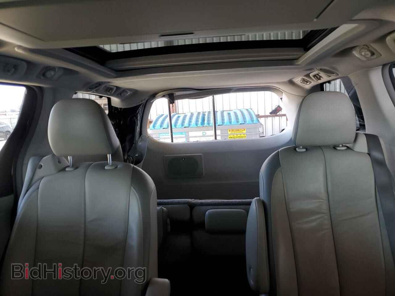 2011 TOYOTA All Models - VIN: 5TDYK3DC7BS044242 - Photo 10