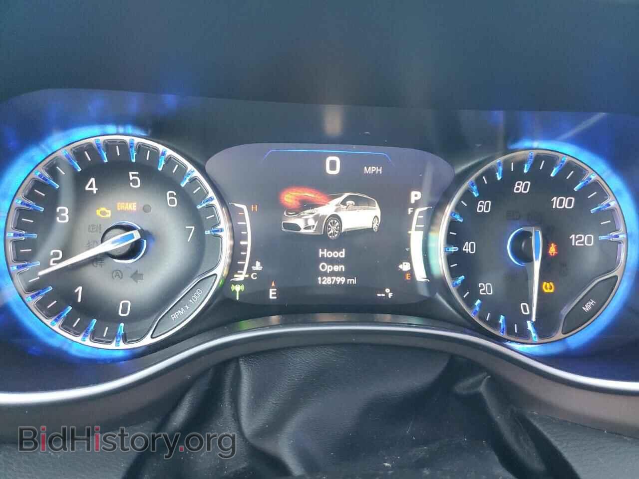 2017 CHRYSLER PACIFICA - VIN: 2C4RC1EG9HR584894 - Photo 9