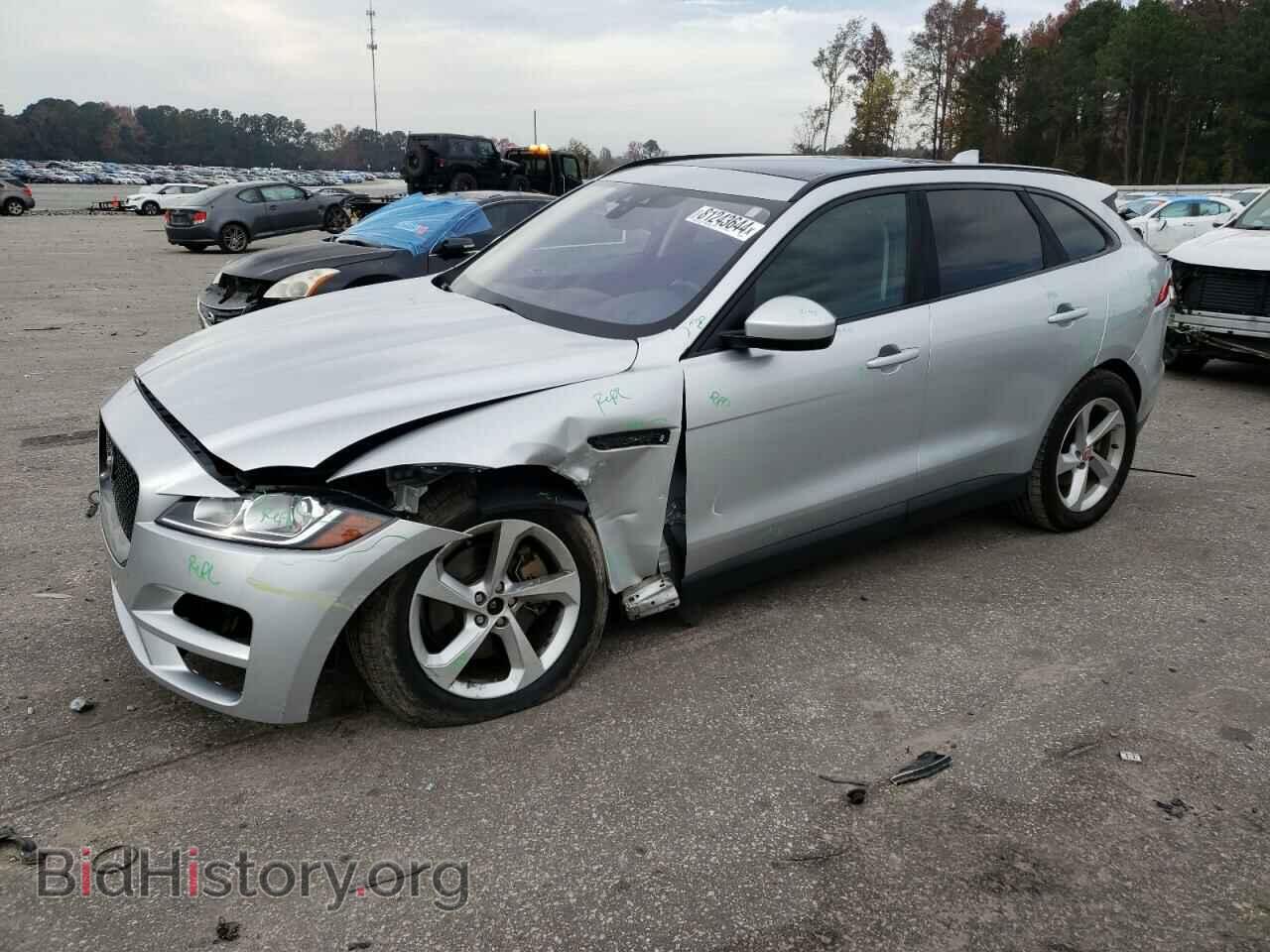 Фотография SADCJ2BV5HA069016 - JAGUAR F-PACE 2017