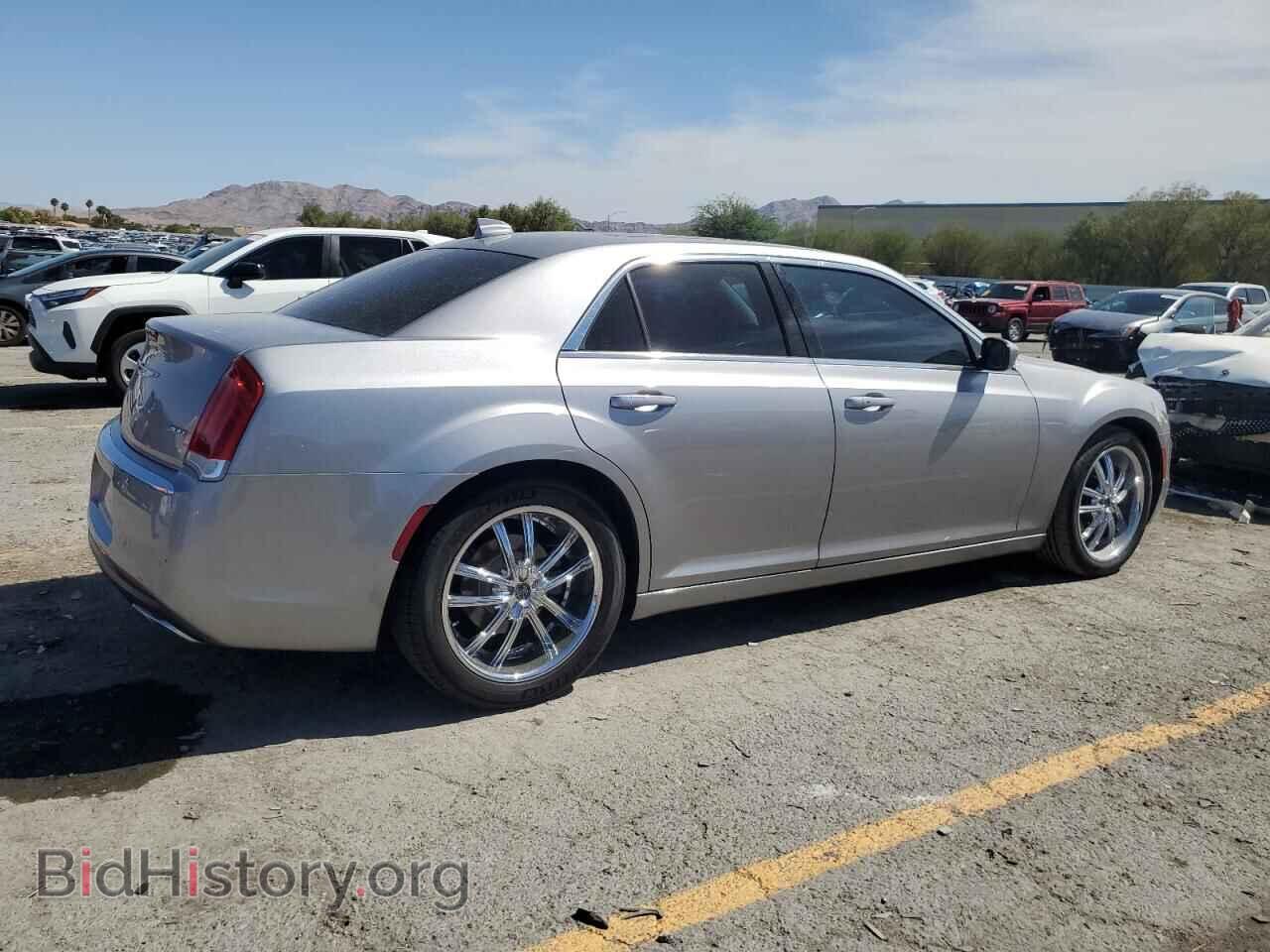 2016 CHRYSLER 300 - VIN: 2C3CCAAG2GH167766 - Фото 3