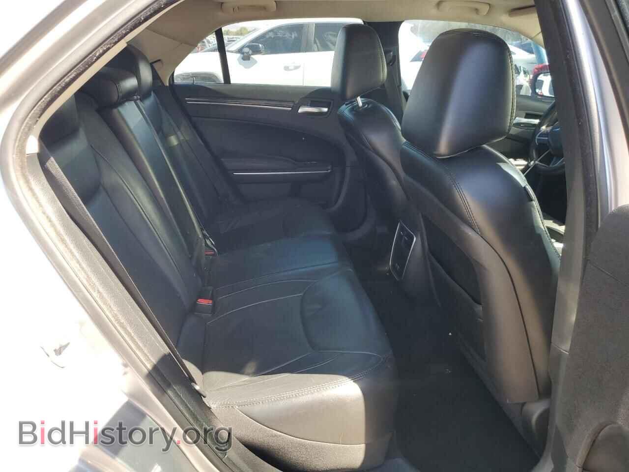 2016 CHRYSLER 300 - VIN: 2C3CCAAG2GH167766 - Фото 10