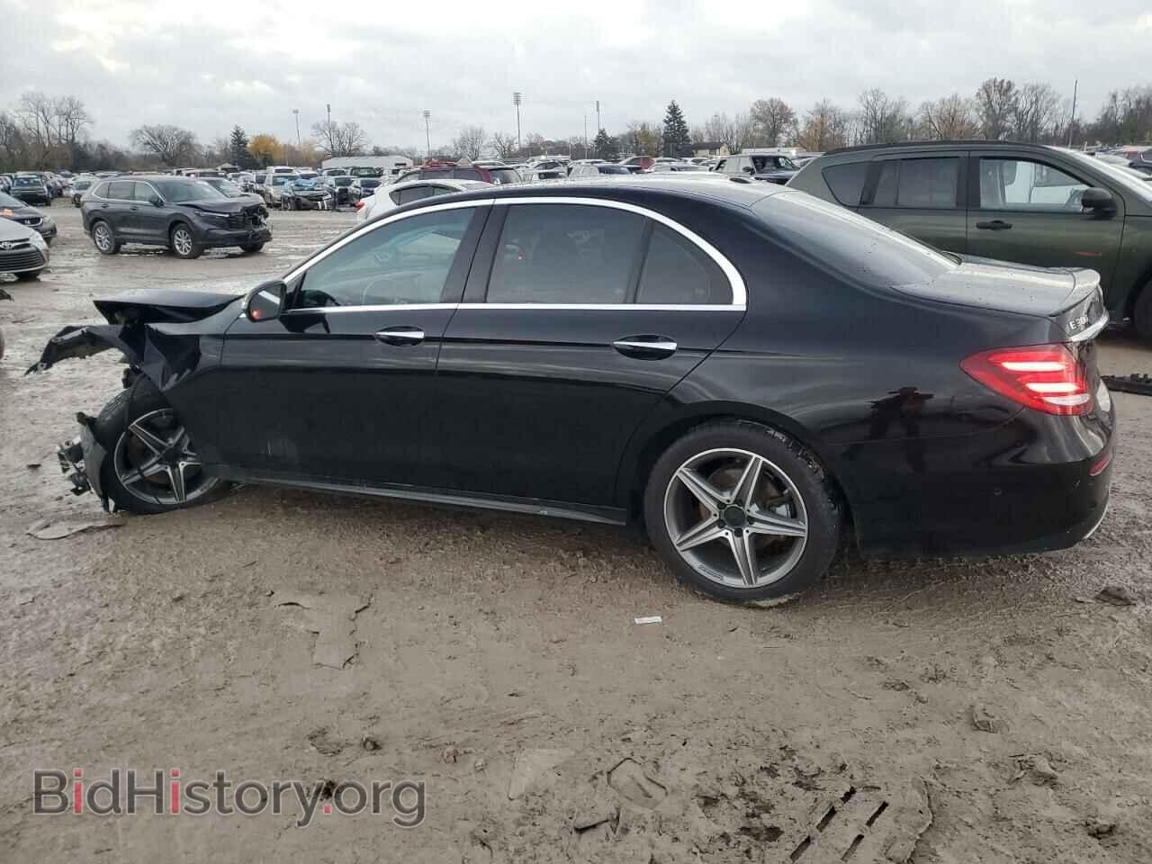 2017 MERCEDES-BENZ E-CLASS - VIN: WDDZF4KBXHA036155 - Фото 2