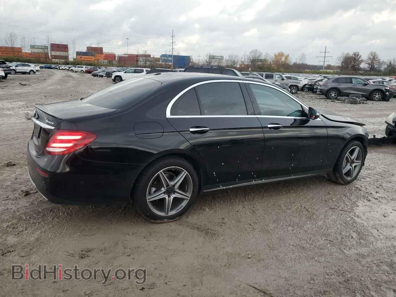 2017 MERCEDES-BENZ E-CLASS - VIN: WDDZF4KBXHA036155 - Фото 3