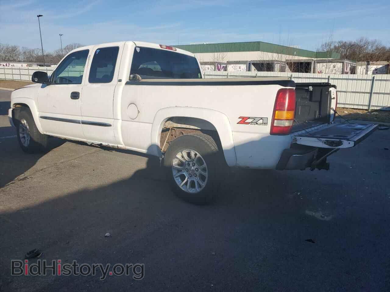 2003 GMC SIERRA - VIN: 2GTEK19V931325873 - Фото 2