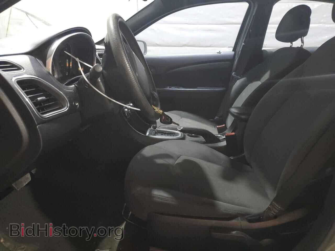 2012 CHRYSLER 200 - VIN: 1C3CCBAB7CN319858 - Photo 7