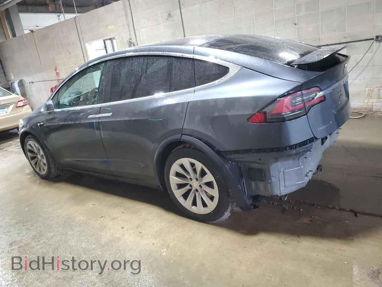 2017 TESLA MODEL X - VIN: 5YJXCDE22HF044067 - Photo 2