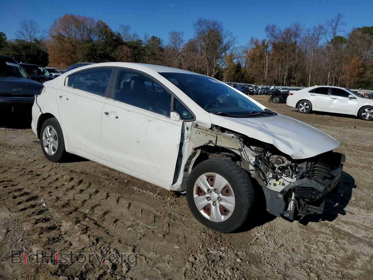 2017 KIA FORTE - VIN: 3KPFK4A72HE059352 - Фото 4