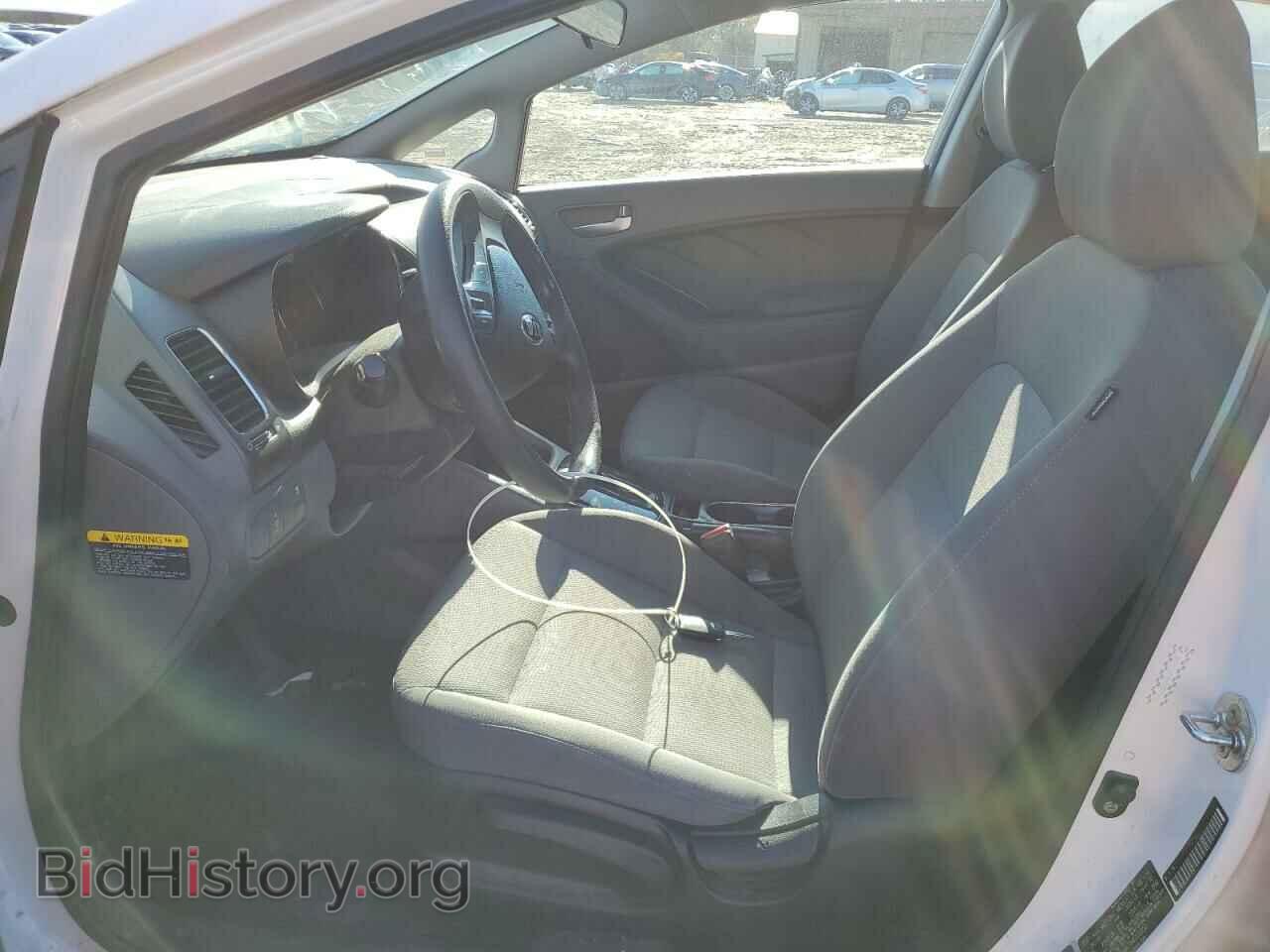 2017 KIA FORTE - VIN: 3KPFK4A72HE059352 - Фото 7