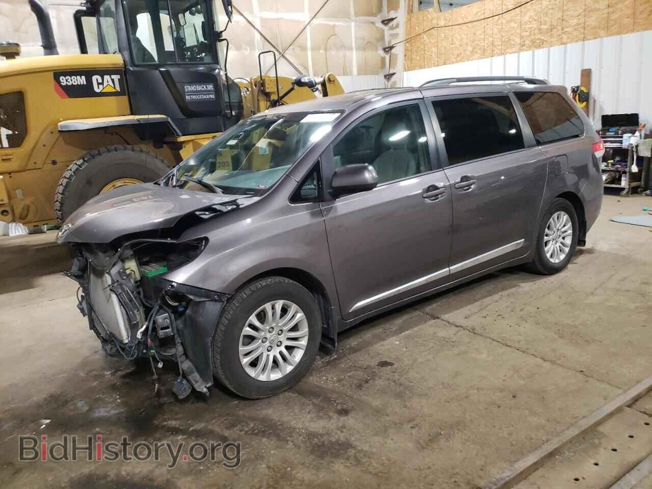 Фотография 5TDYK3DC6CS255997 - TOYOTA All Models 2012