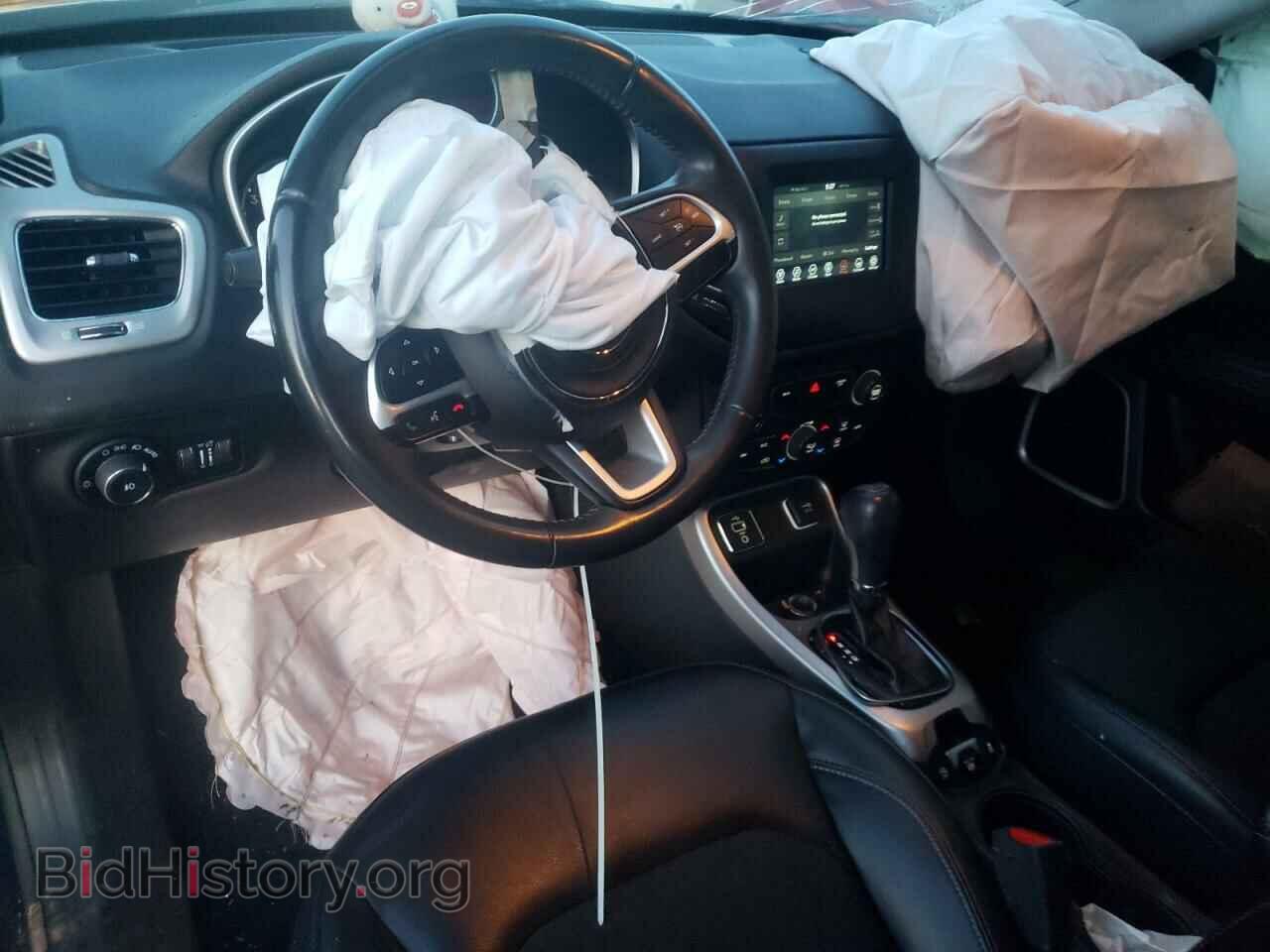 2018 JEEP COMPASS - VIN: 3C4NJCBB1JT266621 - Фото 8