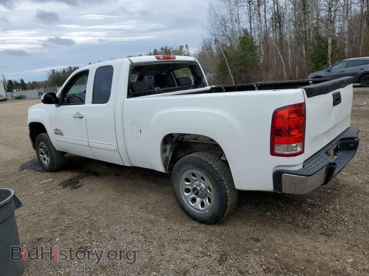 2013 GMC SIERRA - VIN: 1GTR1UEA5DZ320767 - Фото 2
