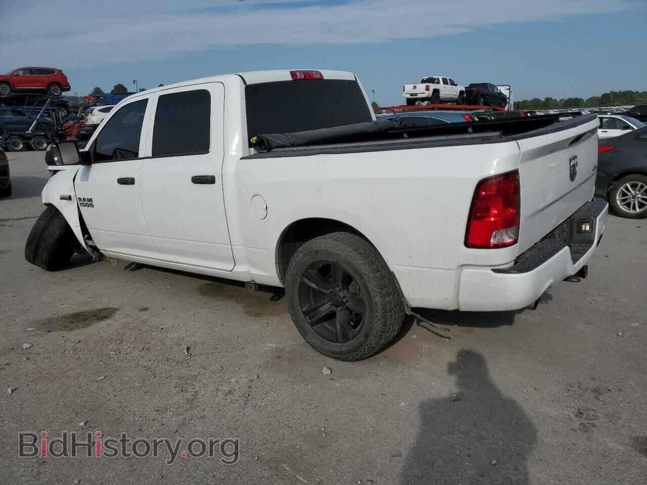 2018 RAM 1500 - VIN: 3C6RR7KT3JG178809 - Фото 2