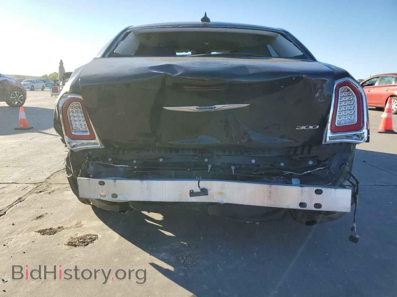 2019 CHRYSLER 300 - VIN: 2C3CCAAG6KH667616 - Фото 6