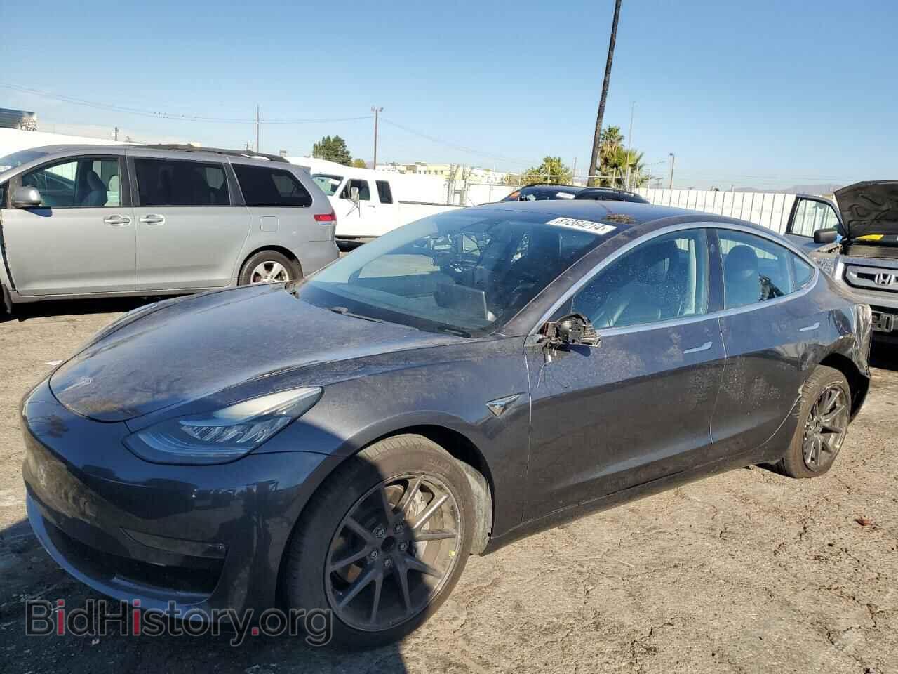 Фотография 5YJ3E1EA2JF044526 - TESLA MODEL 3 2018