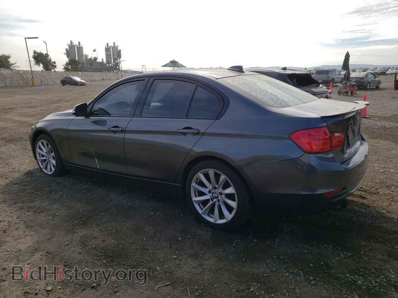 2012 BMW 3 SERIES - VIN: WBA3A5C53CF342930 - Фото 2