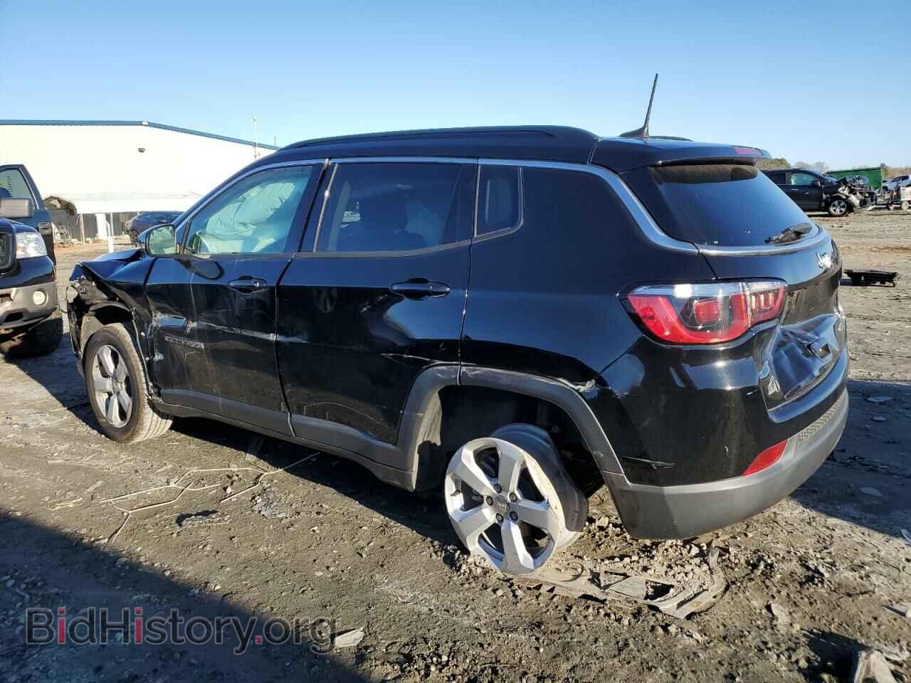 2017 JEEP COMPASS - VIN: 3C4NJCBB1HT652952 - Photo 2