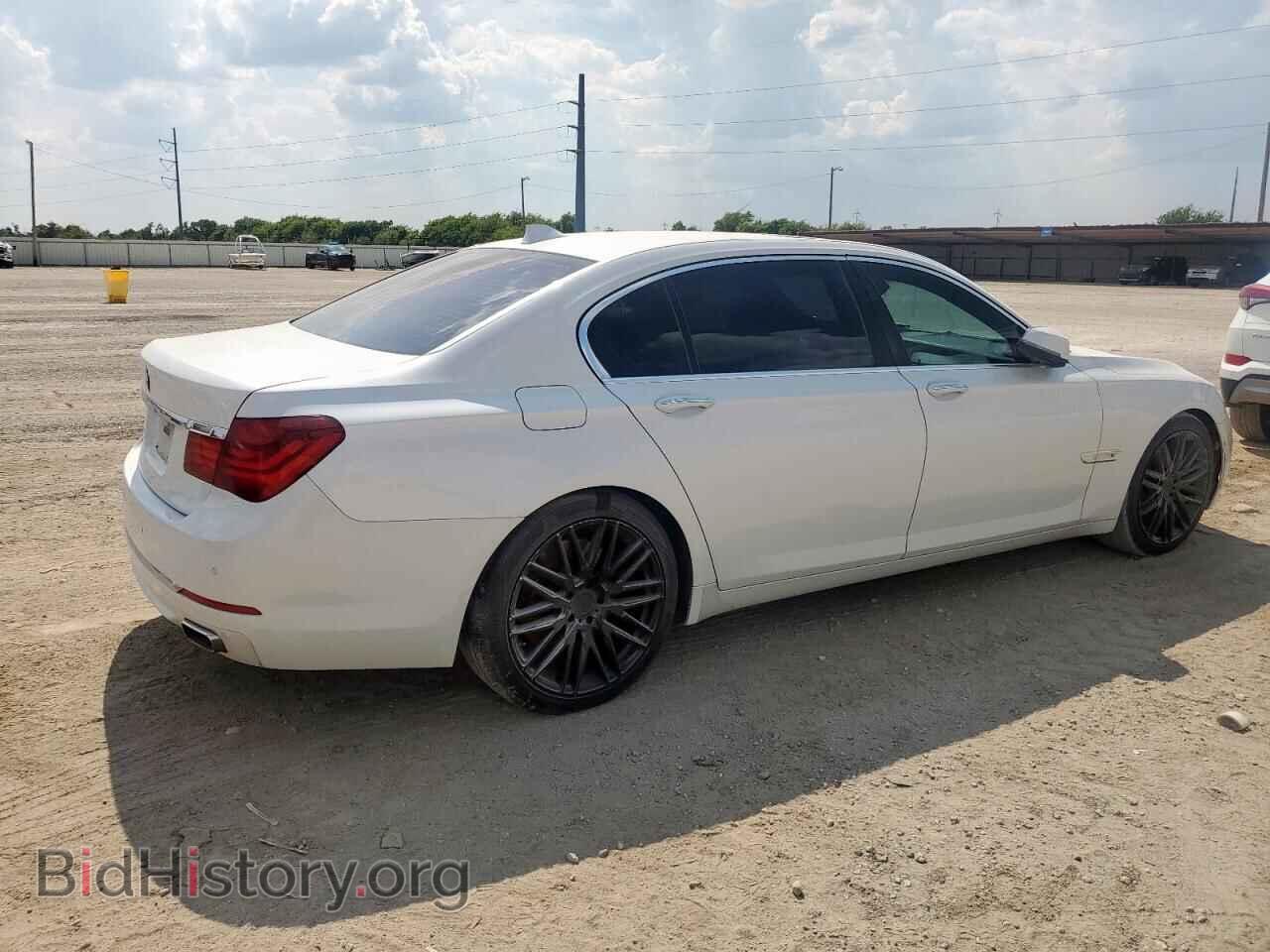 2013 BMW 7 SERIES - VIN: WBAYE8C55DDE22063 - Фото 3