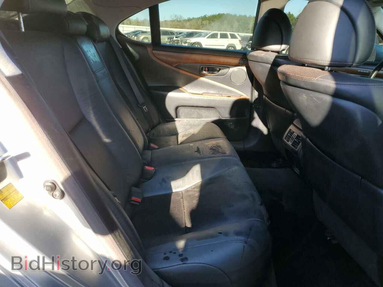 2011 LEXUS LS460 - VIN: JTHBL5EF2B5105475 - Photo 10