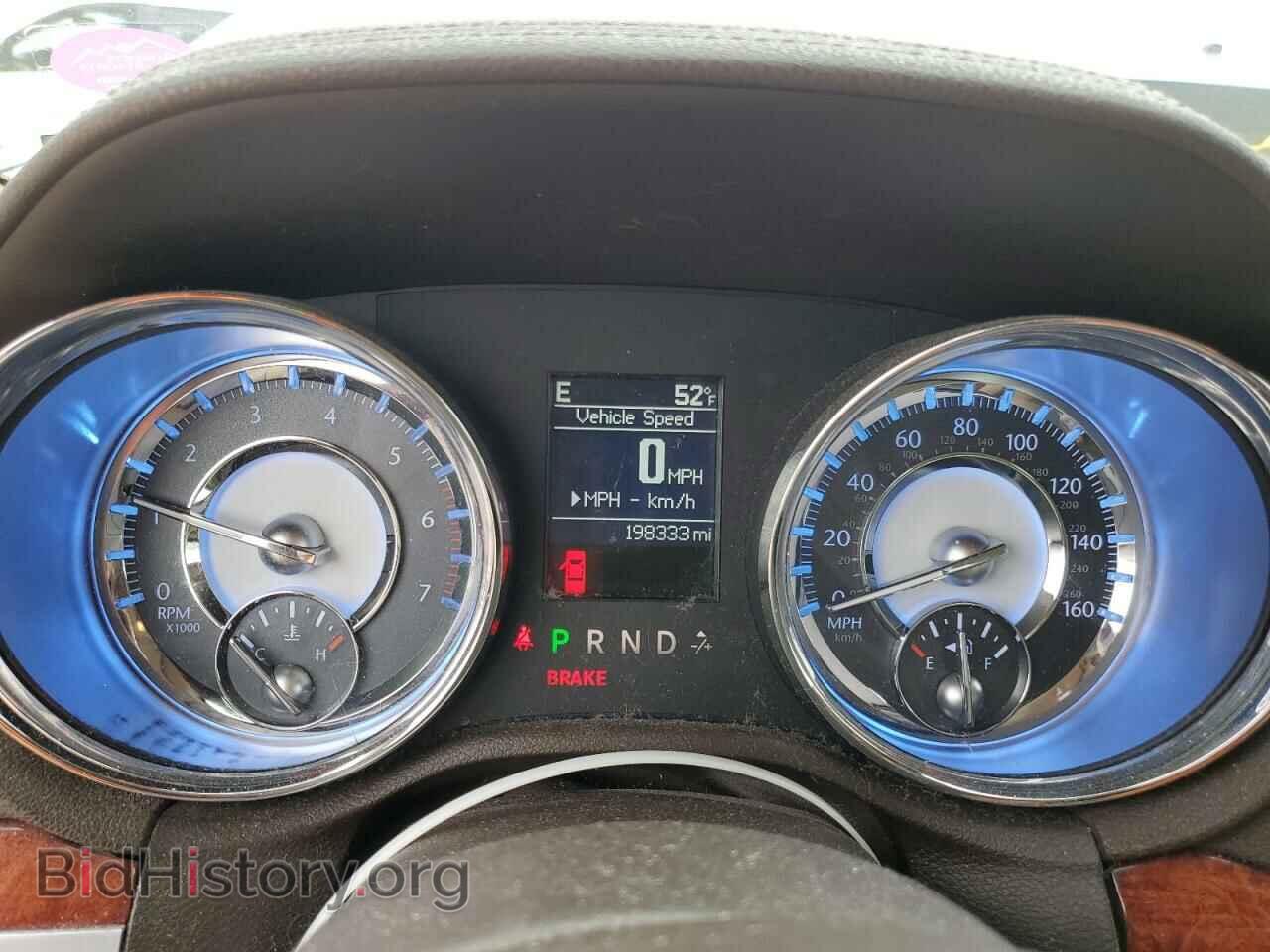 2011 CHRYSLER 300 - VIN: 2C3CA6CT3BH581385 - Фото 9