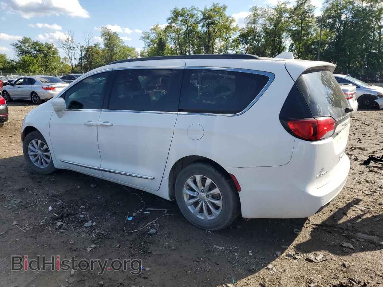 2017 CHRYSLER PACIFICA - VIN: 2C4RC1BG7HR705104 - Фото 2