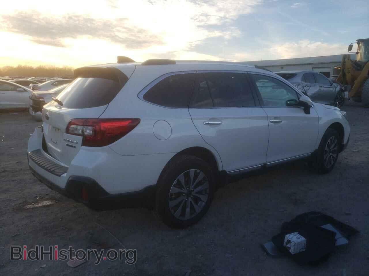 2019 SUBARU OUTBACK - VIN: 4S4BSATC4K3389463 - Фото 3