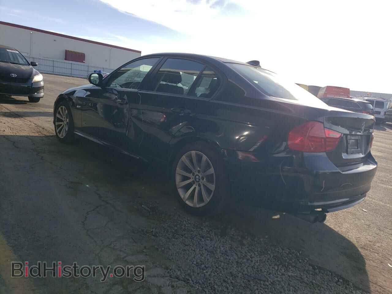 2011 BMW 3 SERIES - VIN: WBAPH5G52BNM80292 - Фото 2