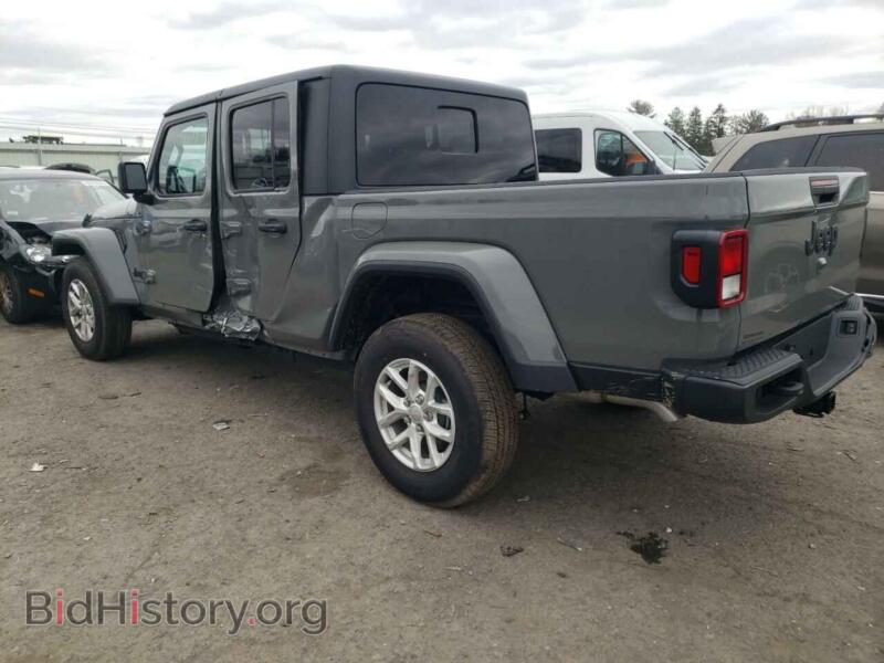 2023 Jeep GLADIATOR (VIN 1C6HJTAG4PL562643) — photo 2 of 12