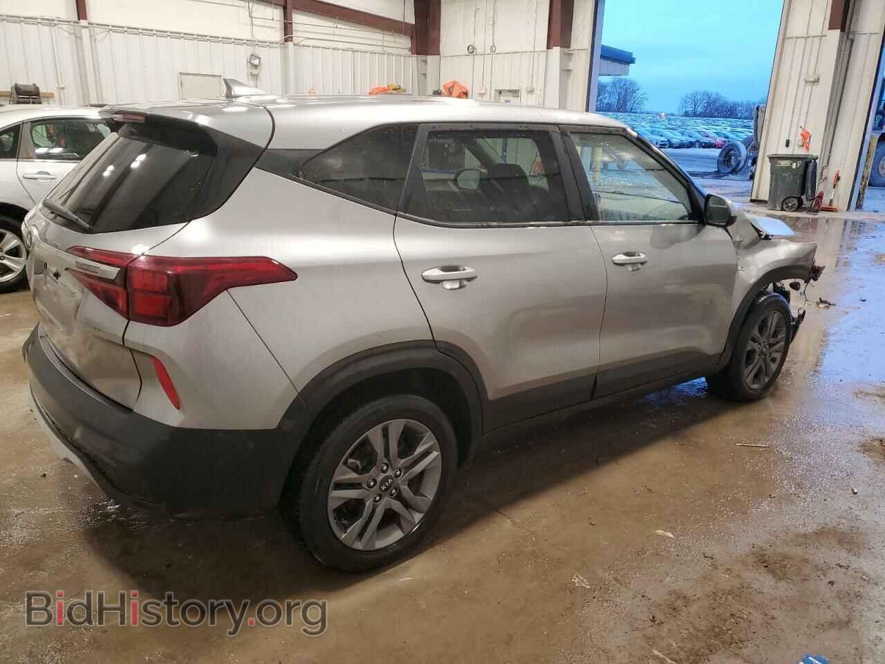 2021 KIA SELTOS - VIN: KNDEPCAA1M7104942 - Фото 3