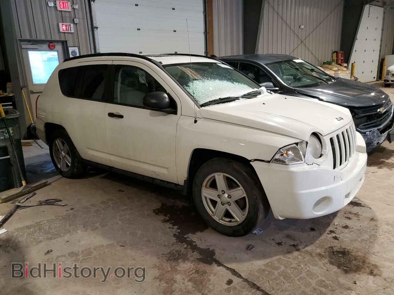 2007 JEEP COMPASS - VIN: 1J8FF47W97D197868 - Фото 4