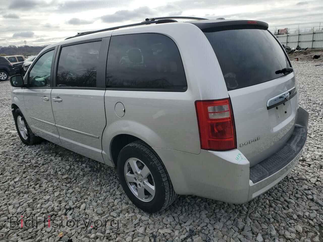 2010 DODGE CARAVAN - VIN: 2D4RN5D15AR122162 - Photo 2