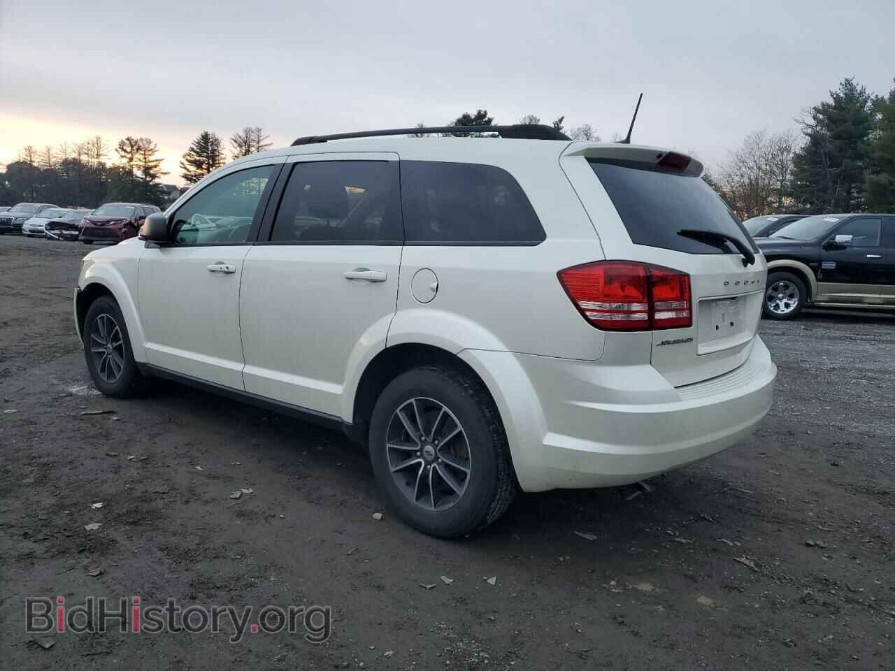 2018 DODGE JOURNEY - VIN: 3C4PDCAB2JT535954 - Фото 2