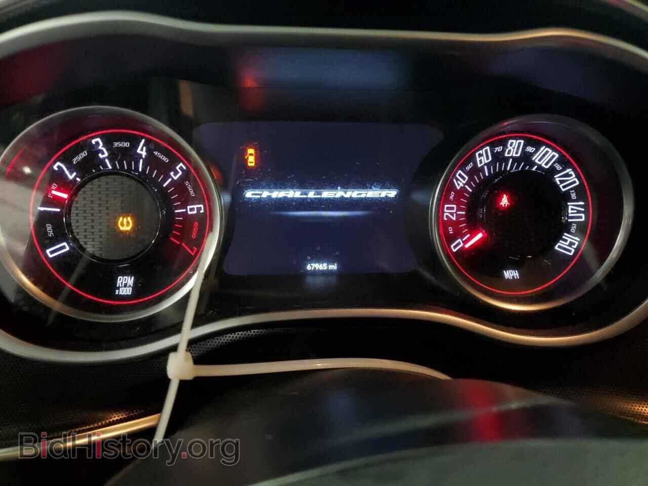 2018 DODGE CHALLENGER - VIN: 2C3CDZAG6JH328042 - Фото 9