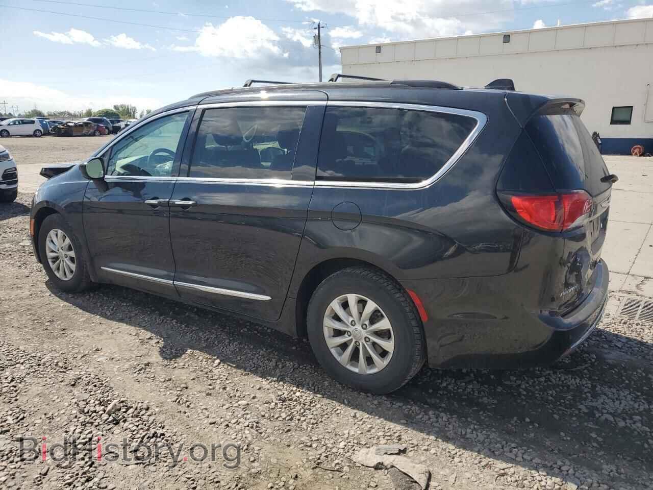 2017 CHRYSLER PACIFICA - VIN: 2C4RC1BG1HR642260 - Фото 2