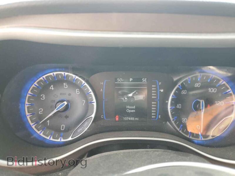 2017 Chrysler PACIFICA (VIN 2C4RC1BG1HR642260) — фото 9 из 16