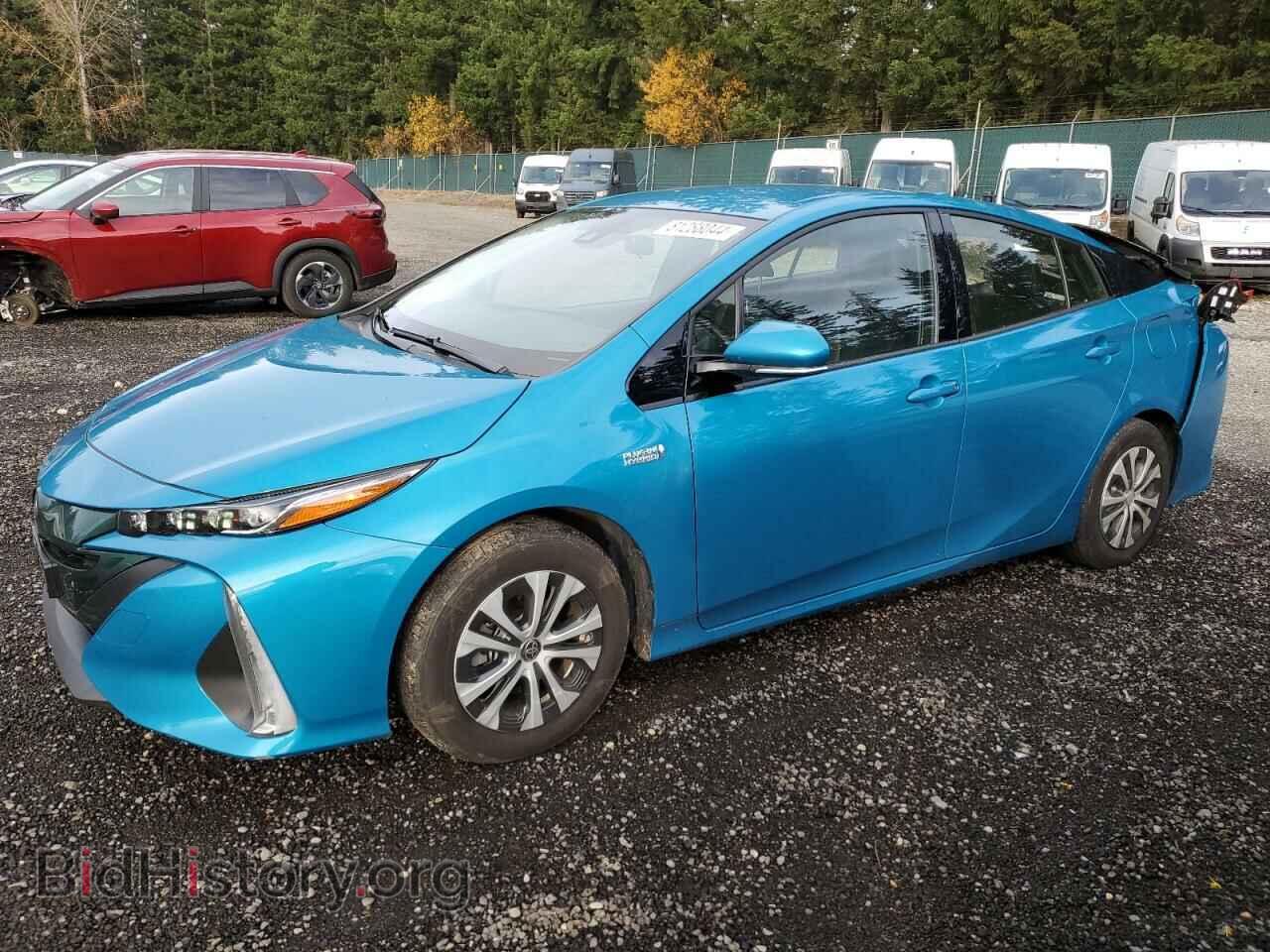 Фотография JTDKARFP7H3059779 - TOYOTA PRIUS 2017