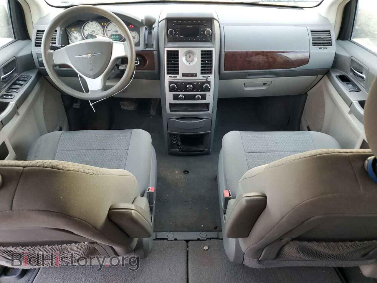 2009 CHRYSLER MINIVAN - VIN: 2A8HR44E99R652293 - Фото 8