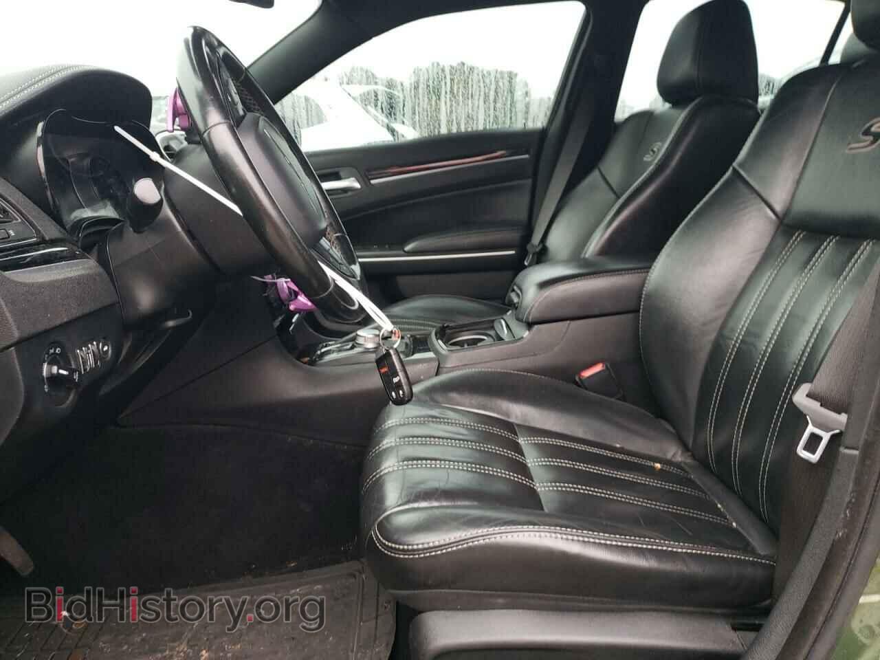2019 CHRYSLER 300 - VIN: 2C3CCAGG4KH543027 - Фото 7
