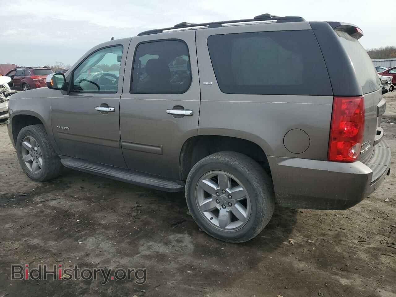 2011 GMC YUKON - VIN: 1GKS2CE04BR348156 - Фото 2