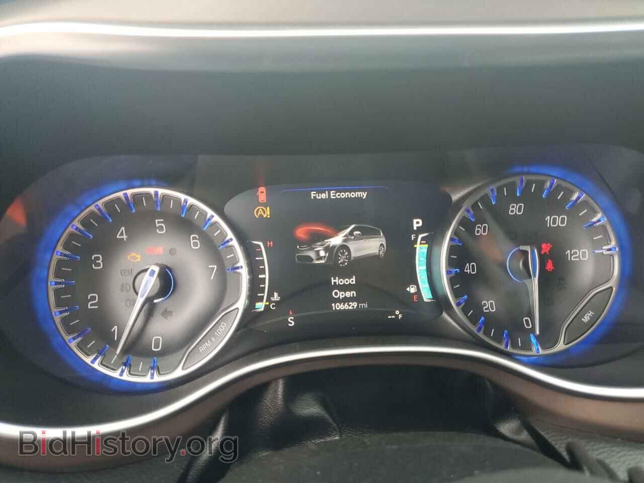 2017 CHRYSLER PACIFICA - VIN: 2C4RC1EG3HR689186 - Фото 9