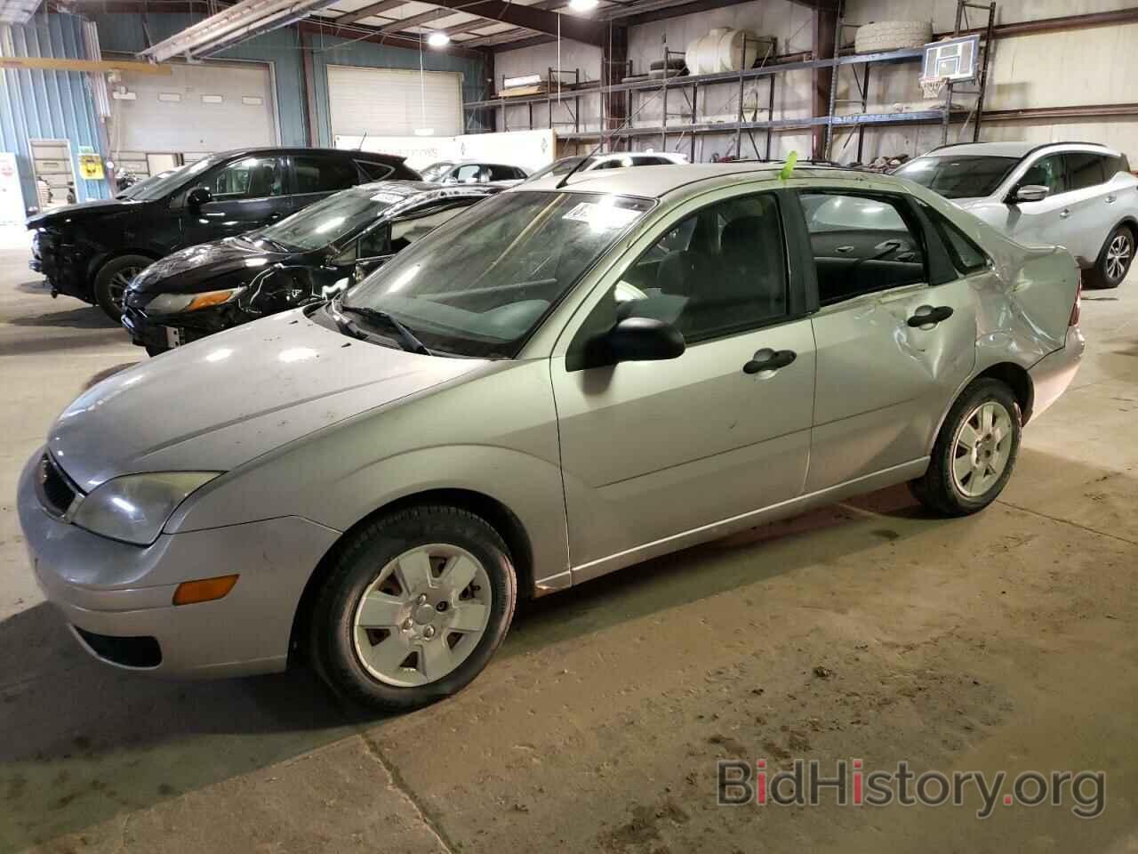 Photo 1FAFP34N56W173845 - FORD FOCUS 2006