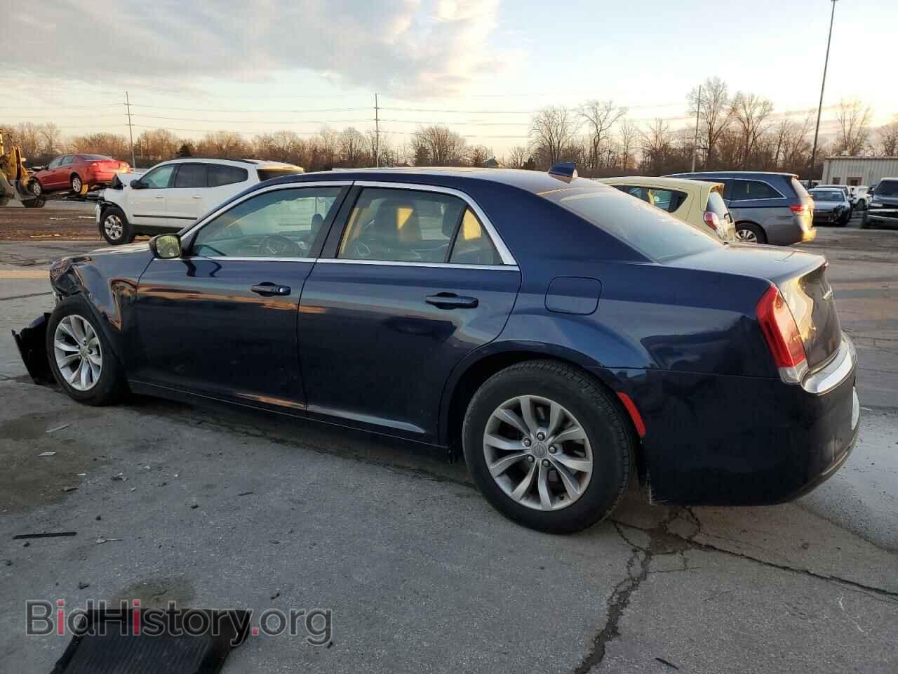 2016 CHRYSLER 300 - VIN: 2C3CCAAG9GH223637 - Фото 2