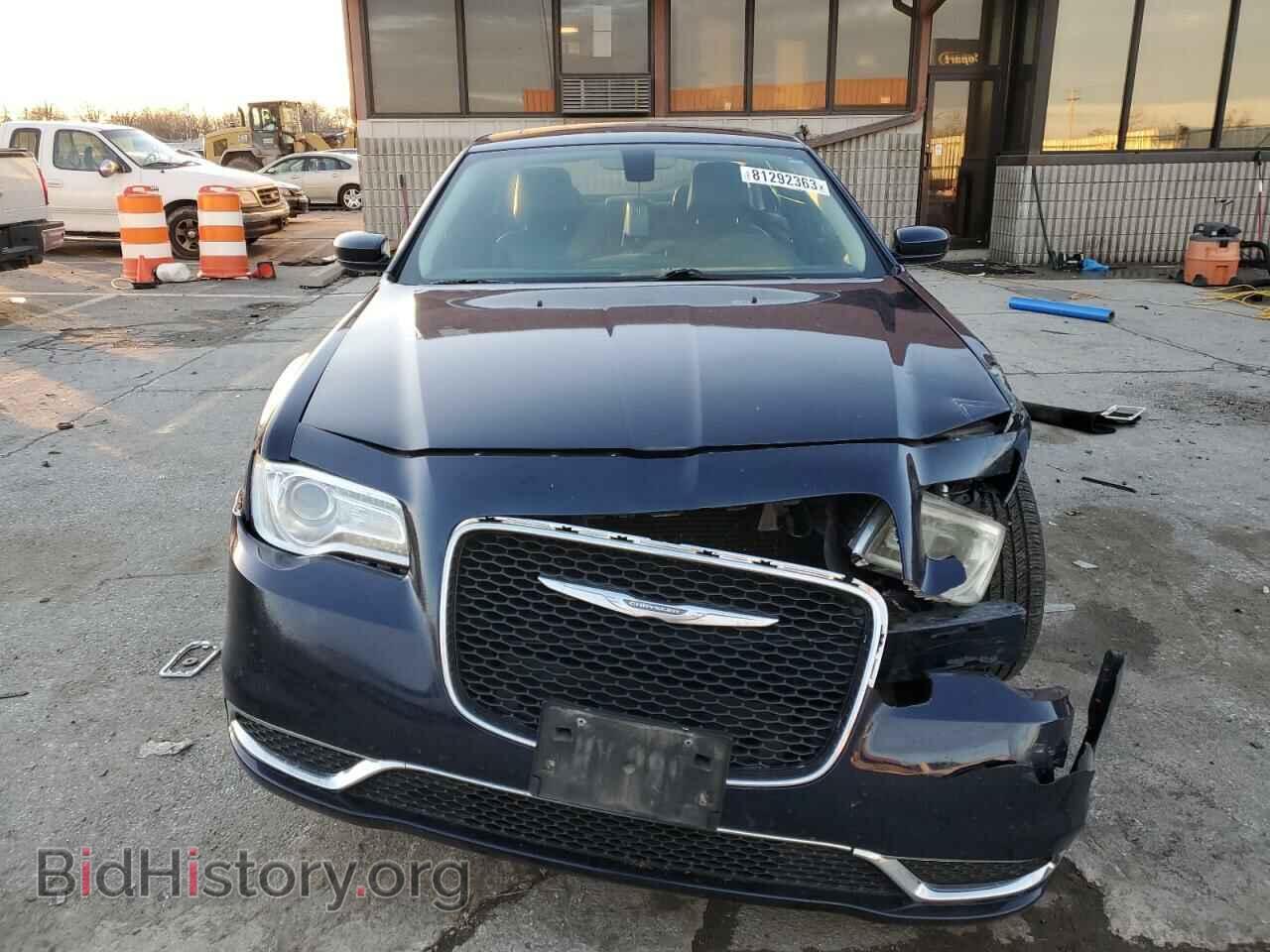 2016 CHRYSLER 300 - VIN: 2C3CCAAG9GH223637 - Фото 5