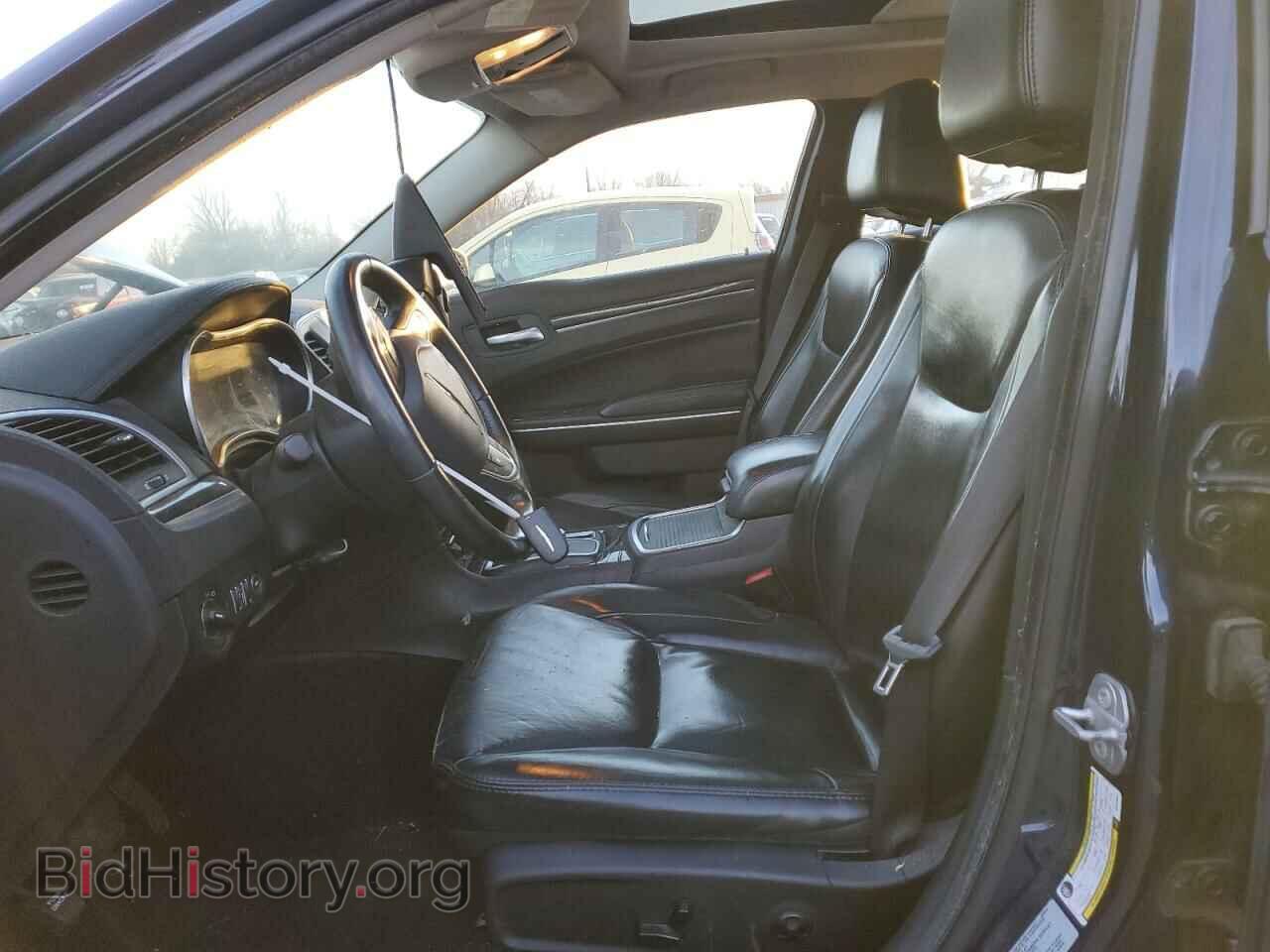 2016 CHRYSLER 300 - VIN: 2C3CCAAG9GH223637 - Фото 7